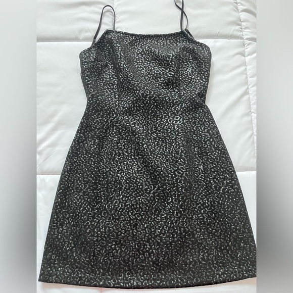 Urban Outfitters textured mini dress NWOT - Picture 2 of 7